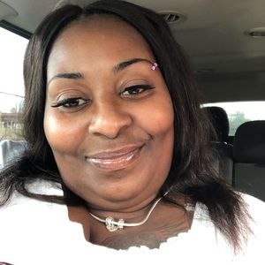 Meet your Posher, Latasha